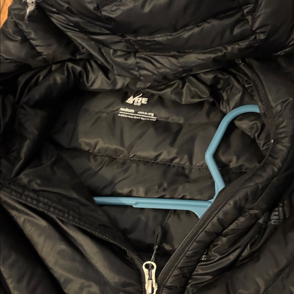 Rei down jacket - Picture 3 of 3